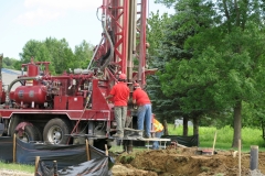 Drilling a geothermal well